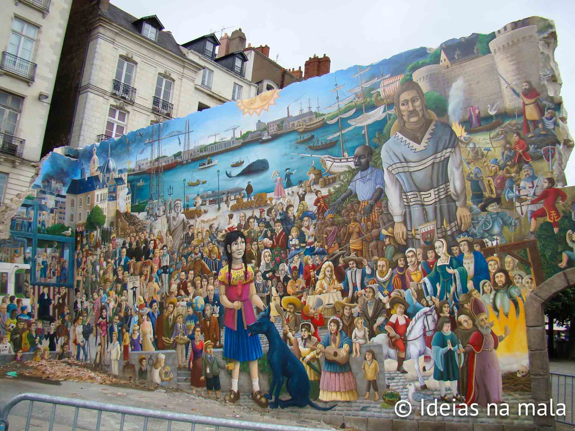 Mural dedicado a Julio Vernes em Nantes