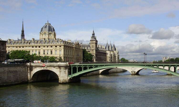 O melhor de Paris: a Conciergerie deve estar nos planos dos amantes de história.