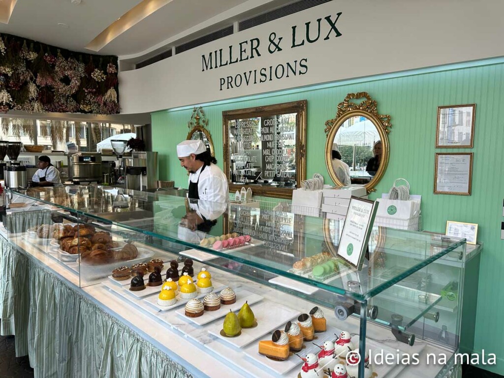 Vitrine de doces na Miller & Lux Provisions