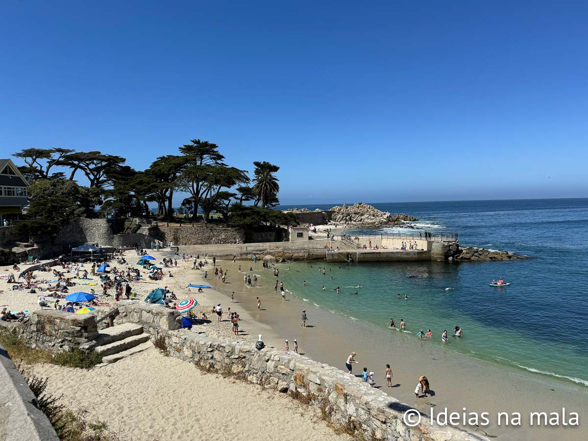 Lover's Point Beach na região de Pacific Grove