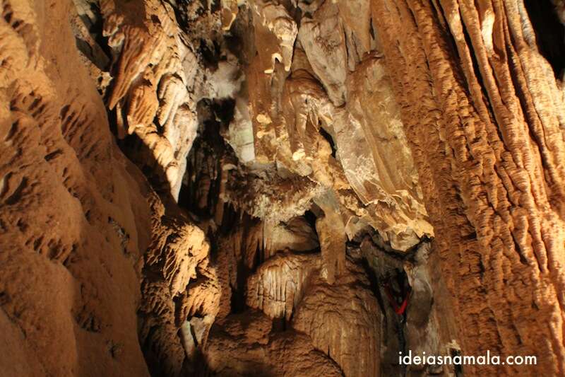 Caverna do abismo negro (Black Chasm cavern)