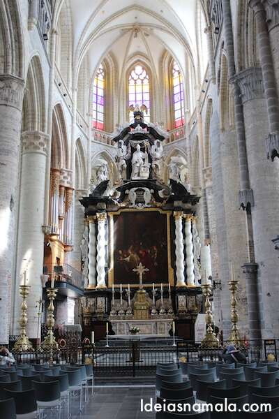 Interior da St. Nicolas Church - Ghent