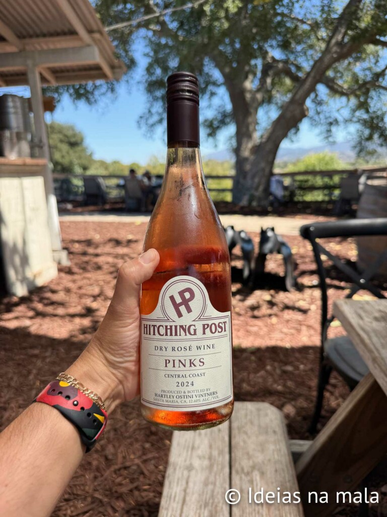 Almoço descontraído com vinho Rosé no Hitching Post - Califórnia