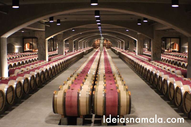 Uma das vinicolas mais famosas do Napa Valley: Robert Mondavi precisa de reserva.