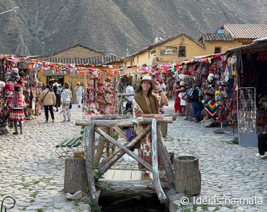 Mercado de artesanato em Ollantaytambo