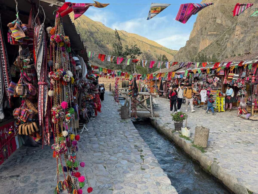 Mercadinho de artesanato de Ollantaytambo