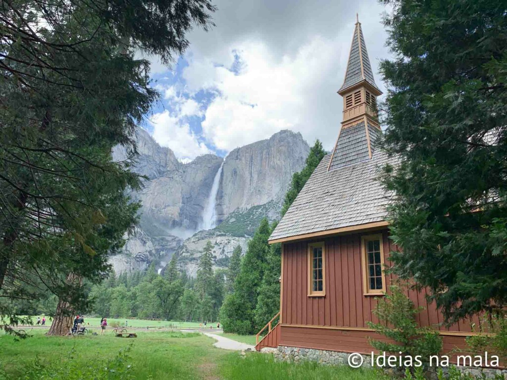 Yosemite Chapel em melhores paradas no Yosemite valley