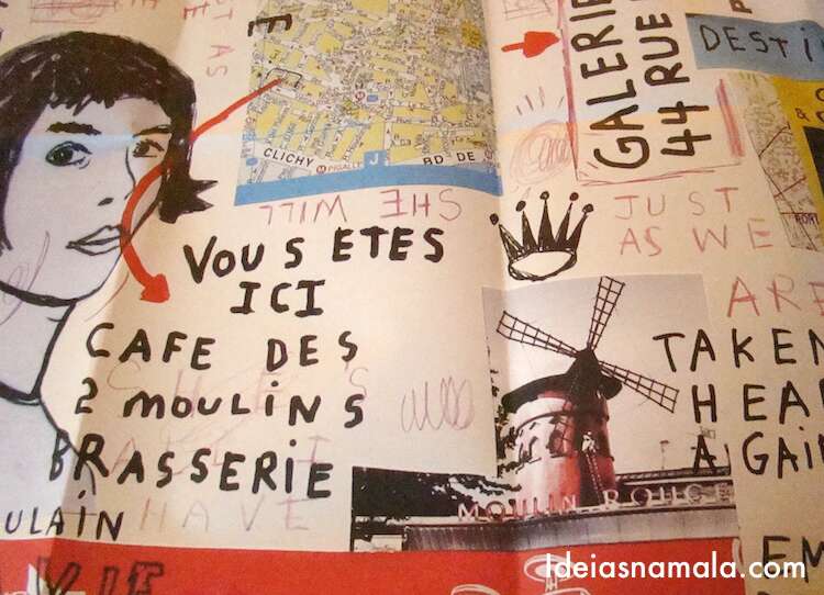 Detalhes do Café Amelie Poulain em Montmartre, parada legal para os fãs do filme.