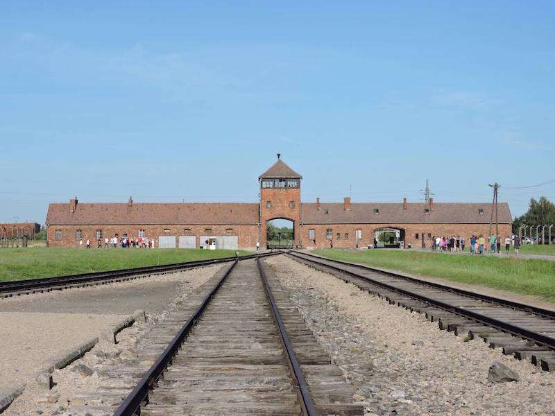Campos de concentração de Auschwitz-birkenau: passeio emocionante