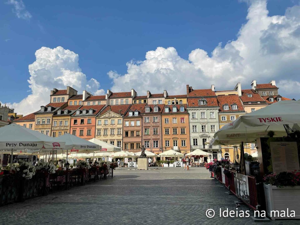 Praça histórica de Varsóvia: a maior cidade da Polônia