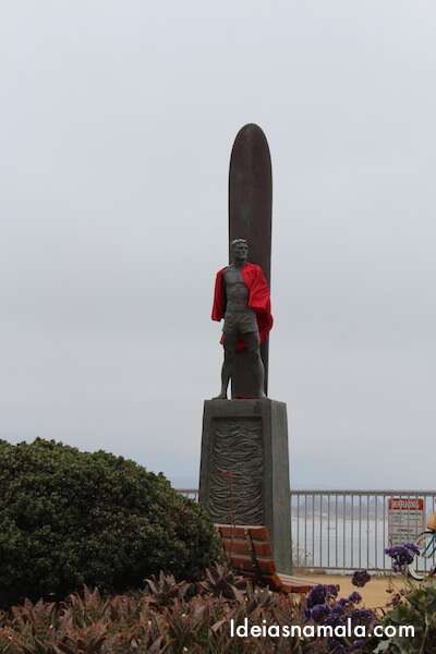 Monumento do surf em Santa Cruz