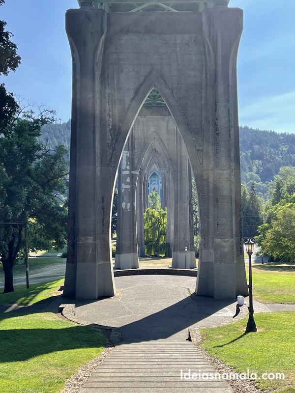 Dica de lugar para incluir no roteiro de Portland: Cathedral Park e a St. Johns Bridge