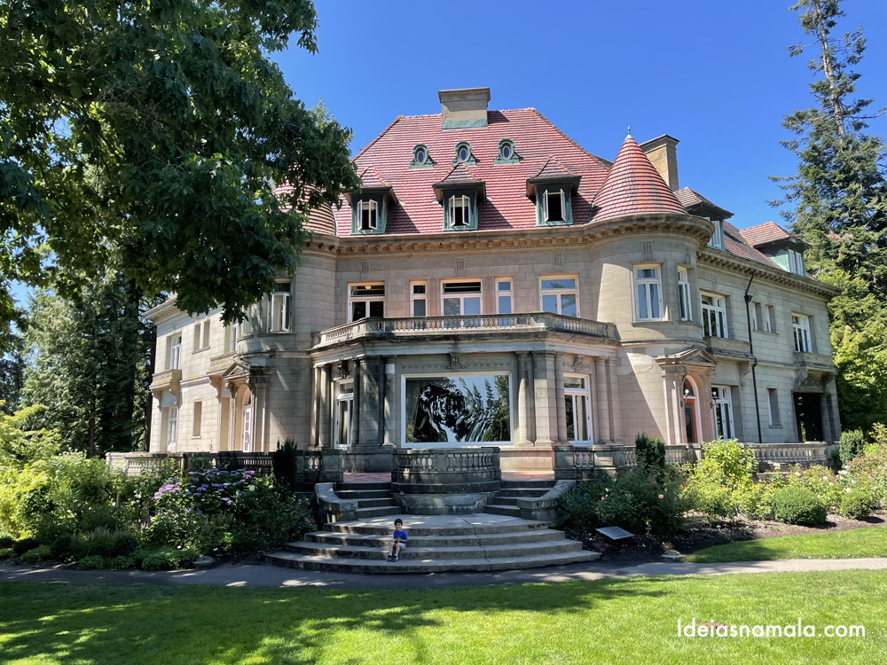 Pittock Mansion: vale a visita. Tem vistas lindas das montanhas de Portland.