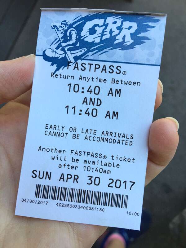 Fast Pass de Papel na Disney Califórnia