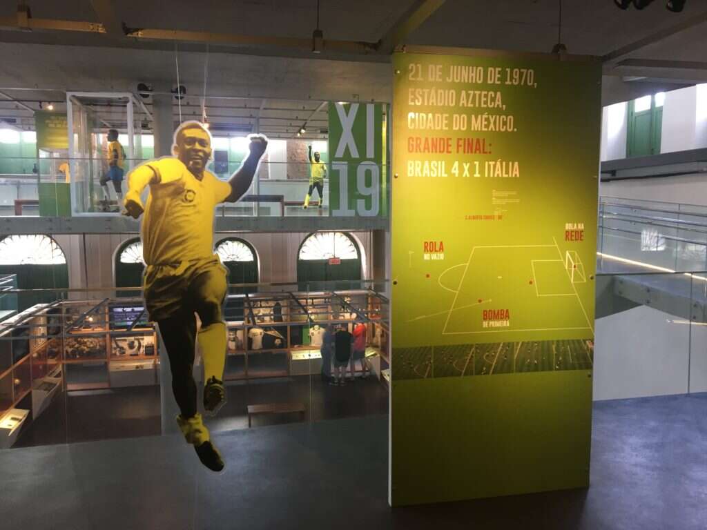 Saudações ao Rei! Museu Pelé, em Santos, expõe itens pessoais do