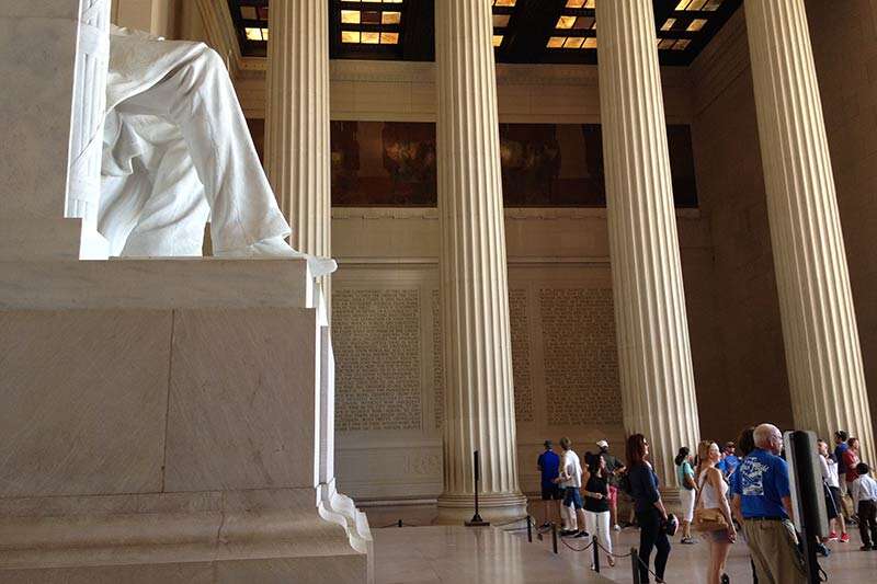 Lincoln Memorial: a estátua é gigantesca