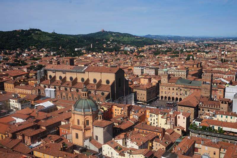 Piazza Maggiore Bolonha em emilia romagna na Itália