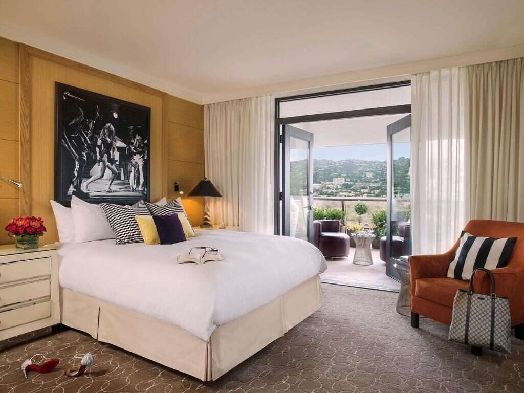 Quarto espaçoso do Hotel Sofitel Los Angeles em Beverly Hills