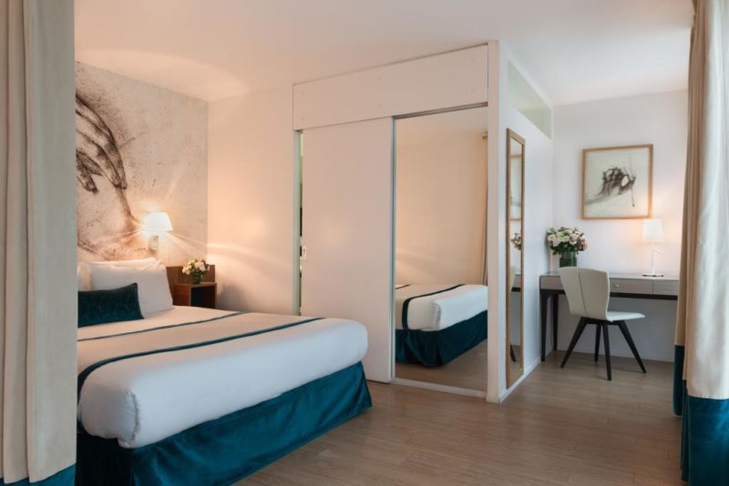 Hospedagem em Paris: quarto do hotel Monna Lisa abriga toda a família