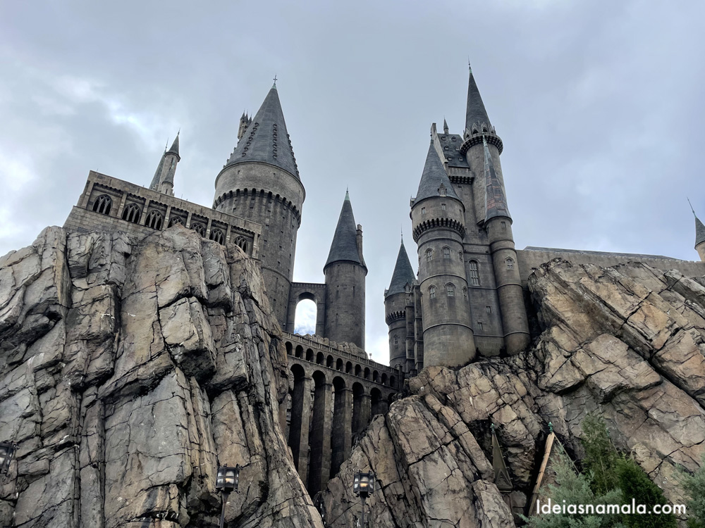 Castelo de Hogwarts no Islands of Adventure em Orlando