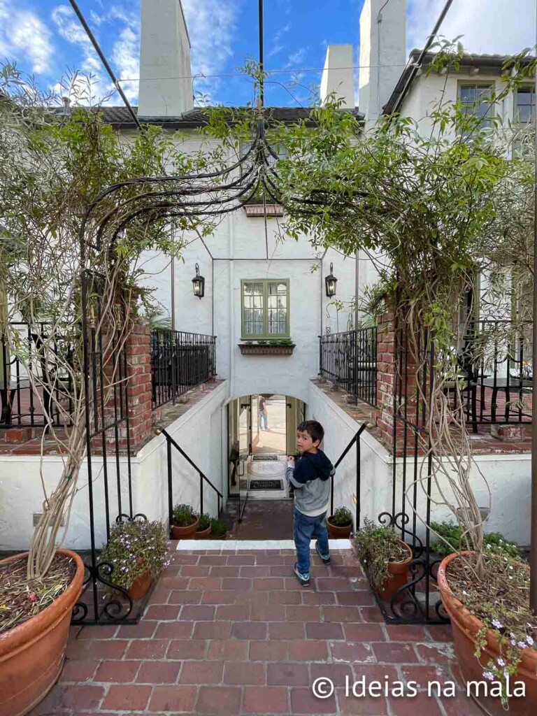 Brincando nas passagens secretas de Carmel