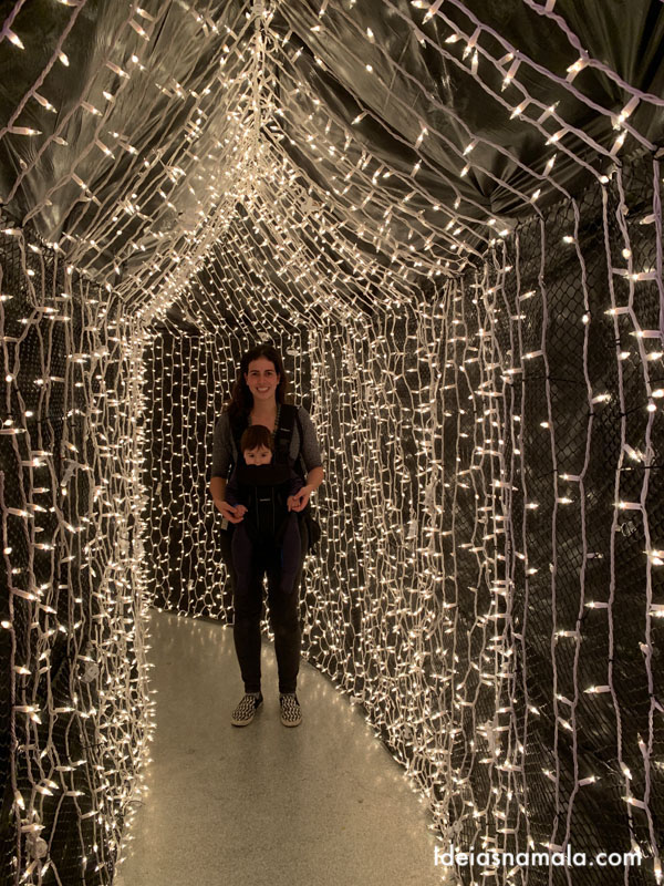 Túnel de luzes no Museu do Sorvete de San Francisco