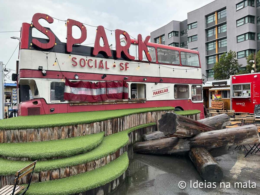 Parque do Foodtrucks Spark Social em San Francisco