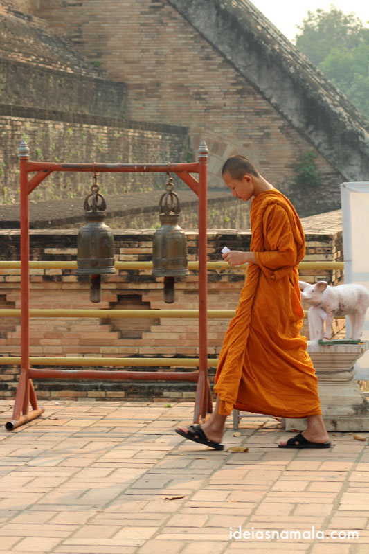 Interagir com Monges em O que fazer em Chiang Mai