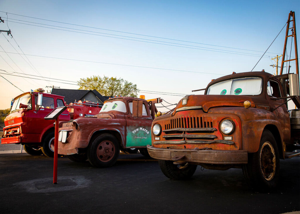 Carros na Rota 66 do Kansas