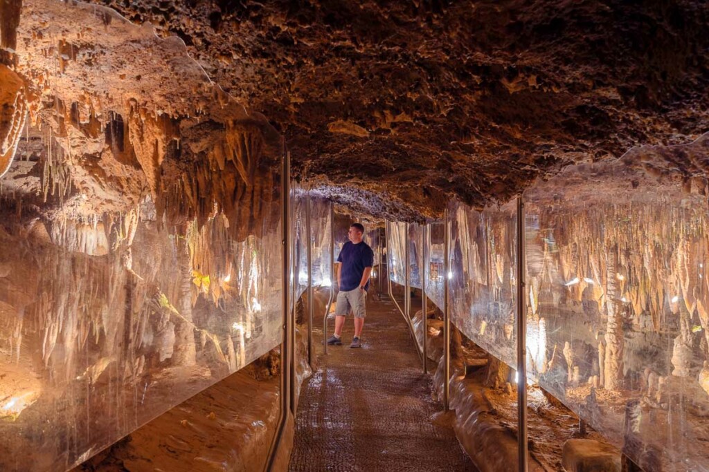Meramec Caverns uma das paradas da Rota 66 no Missouri