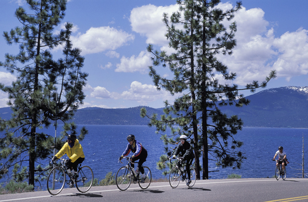 Corrida de bicicleta em Lake Tahoe
