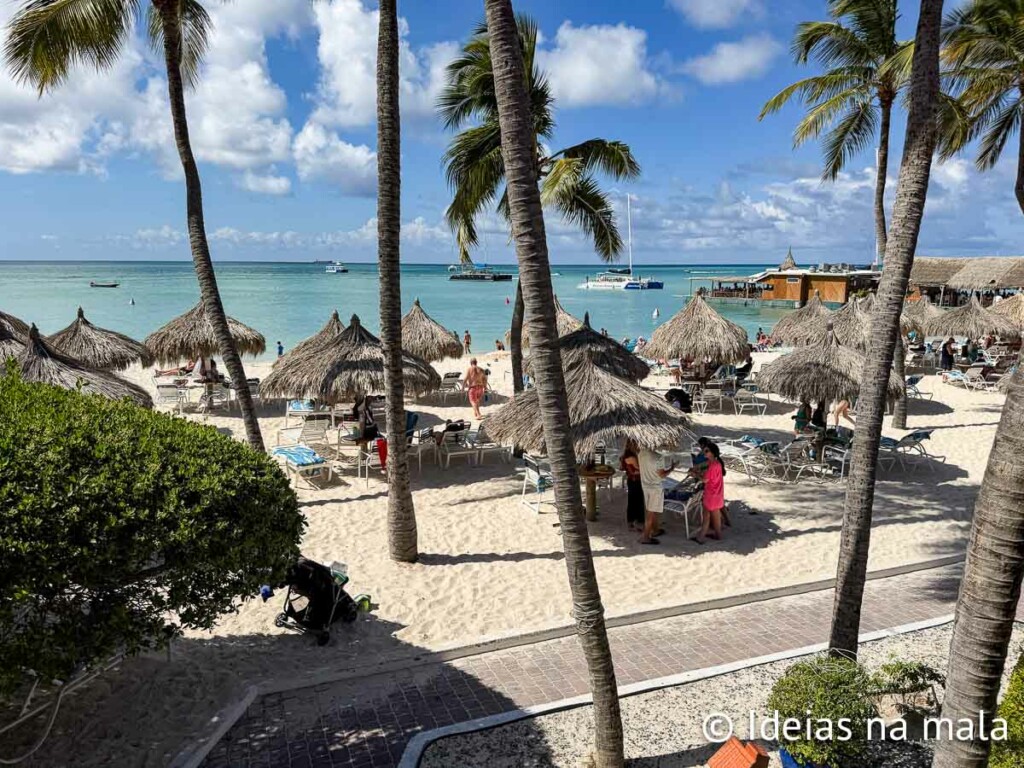 Palm Beach: a praia dos resorts de Aruba