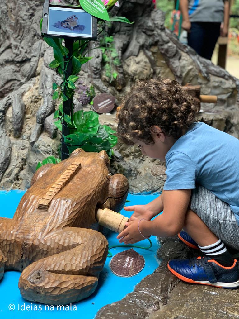 Brincar na Estação Animal do parque dos bondinhos - Gramado com crianças