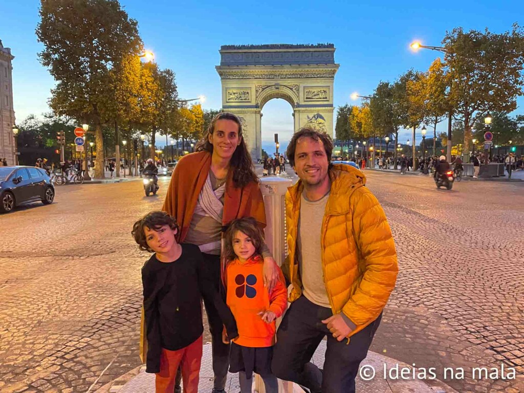 Arco do Triunfo em dicas de Paris para viajar em família