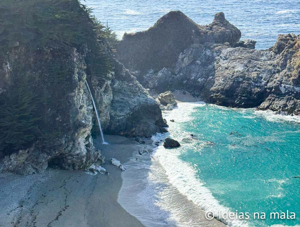 Mcway Falls, uma das principais patadas de Big Sur na Highway 1