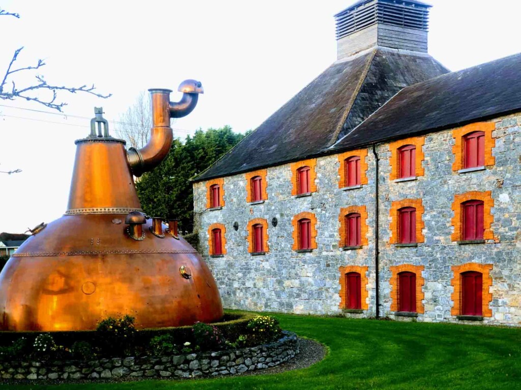 degustação de whisky em Cork, na Irlanda