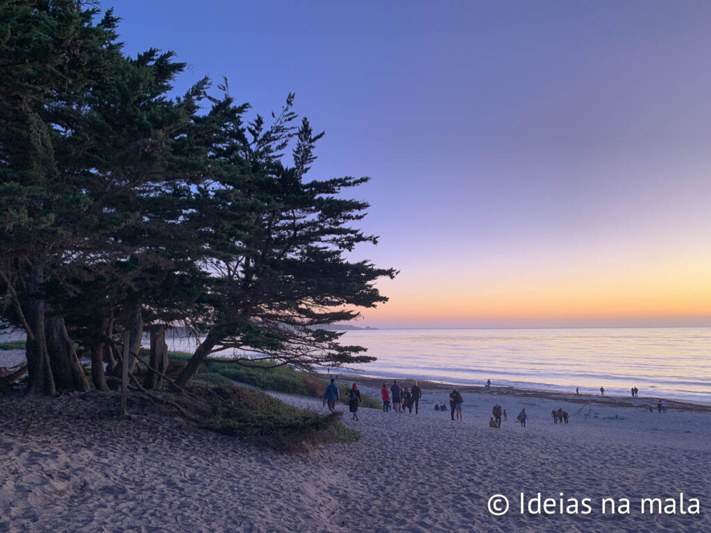 Pêr do sol em Carmel em Carmel na Califórnia