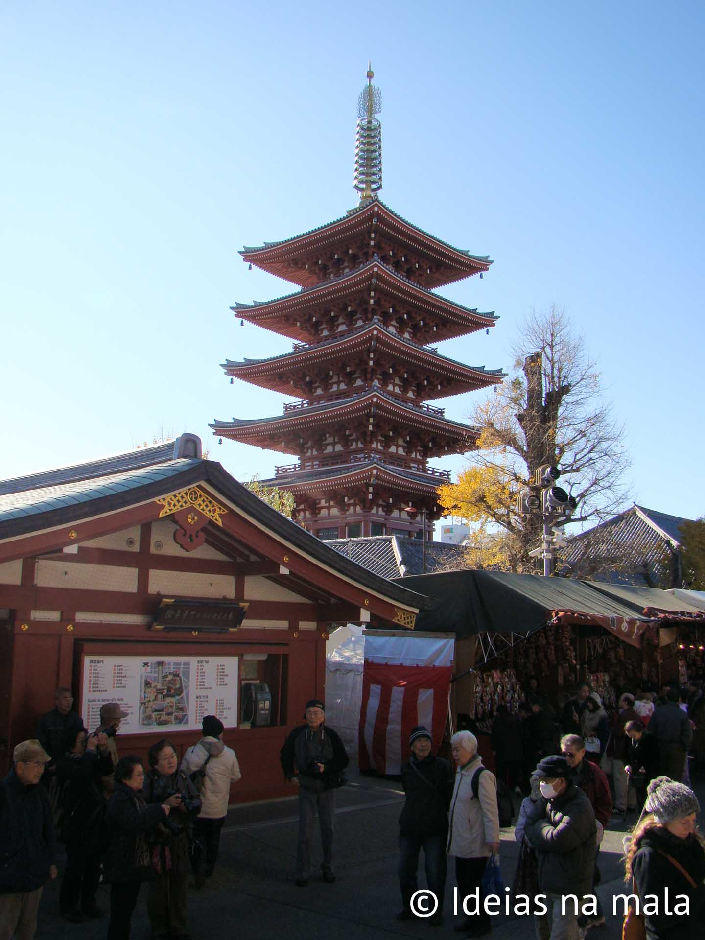 quais templos visitar em tokyo no japão