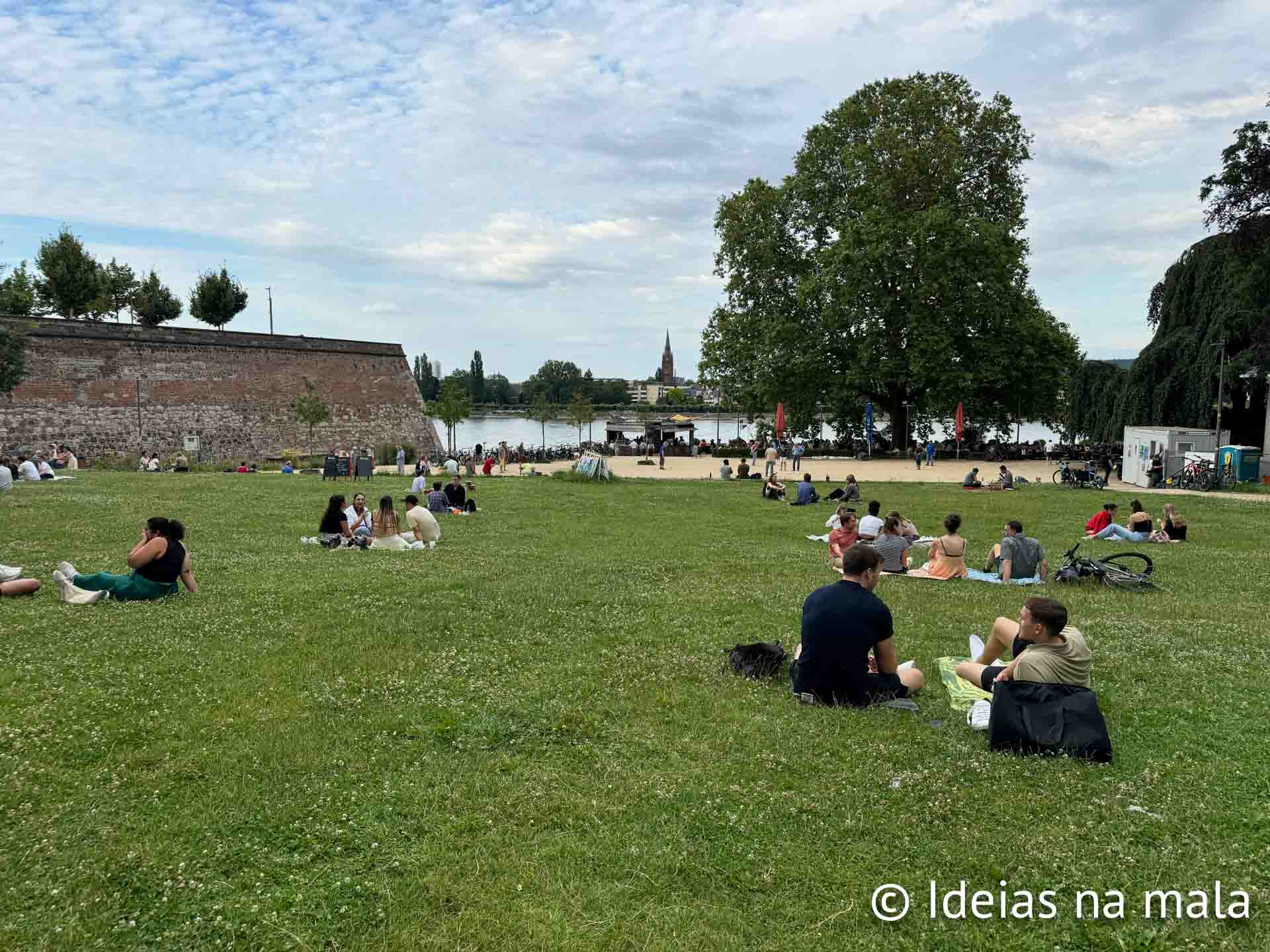 Parque Hofgartenn em Bonn na Alemanha