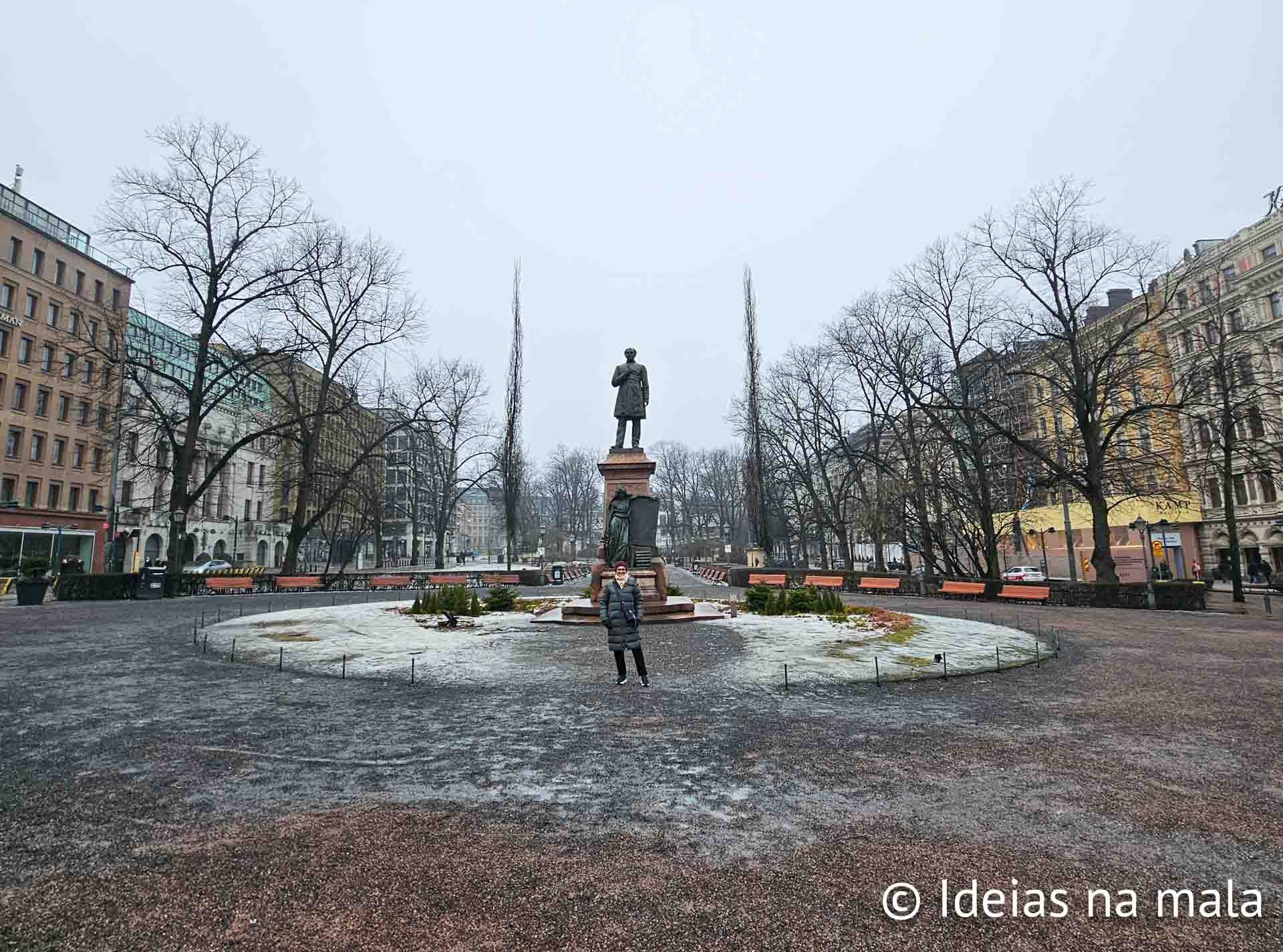 Parque Esplanada em Helsinki no inverno