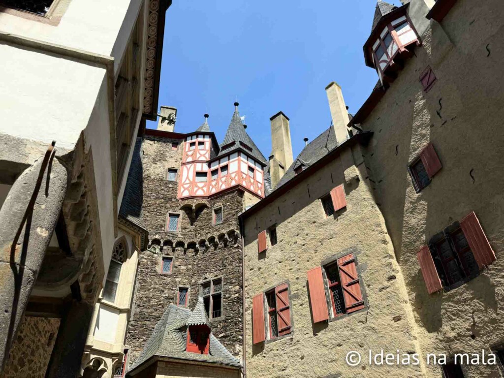 Pátio interno Castelo de Eltz