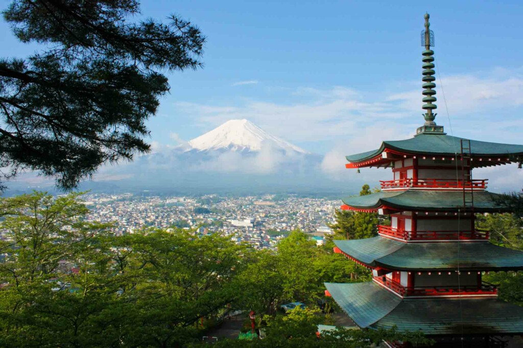 como ir ao Pagode Chureito para ver o Monte Fuji. Como ver o Monte Fuji perto de Tokyo no Japão