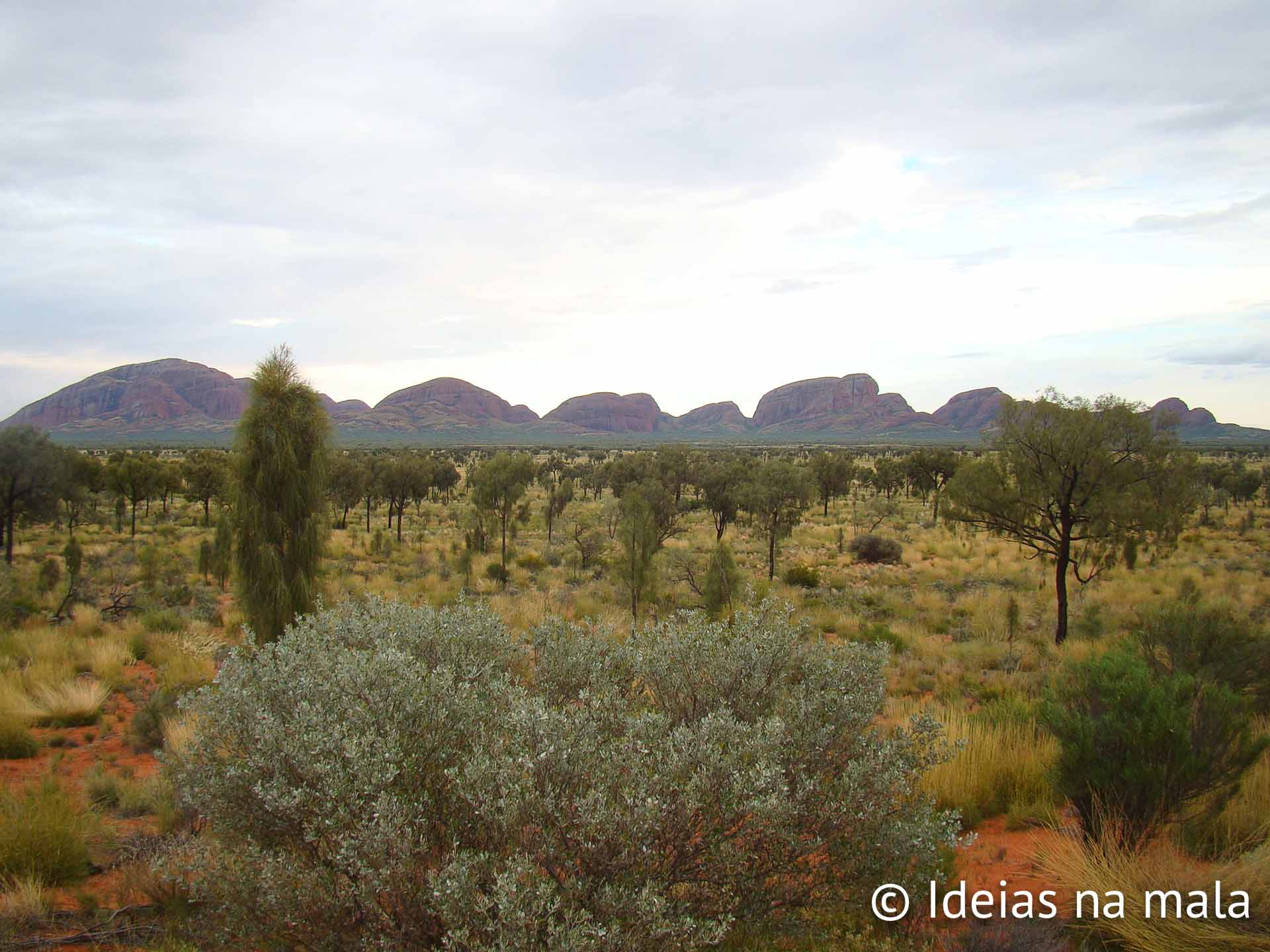 que fazer em Uluru no deserto australiano