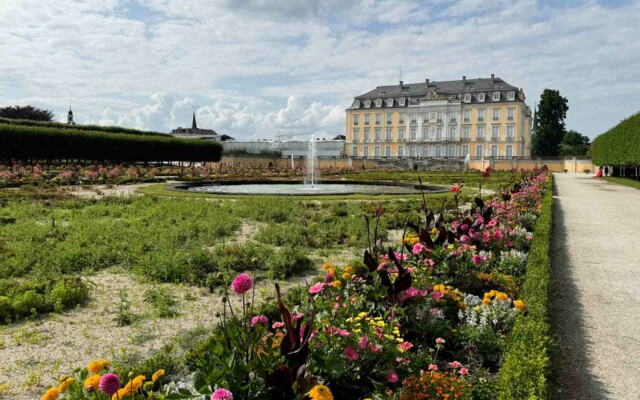 Palacio de Bruhl e seus jardins barrocos