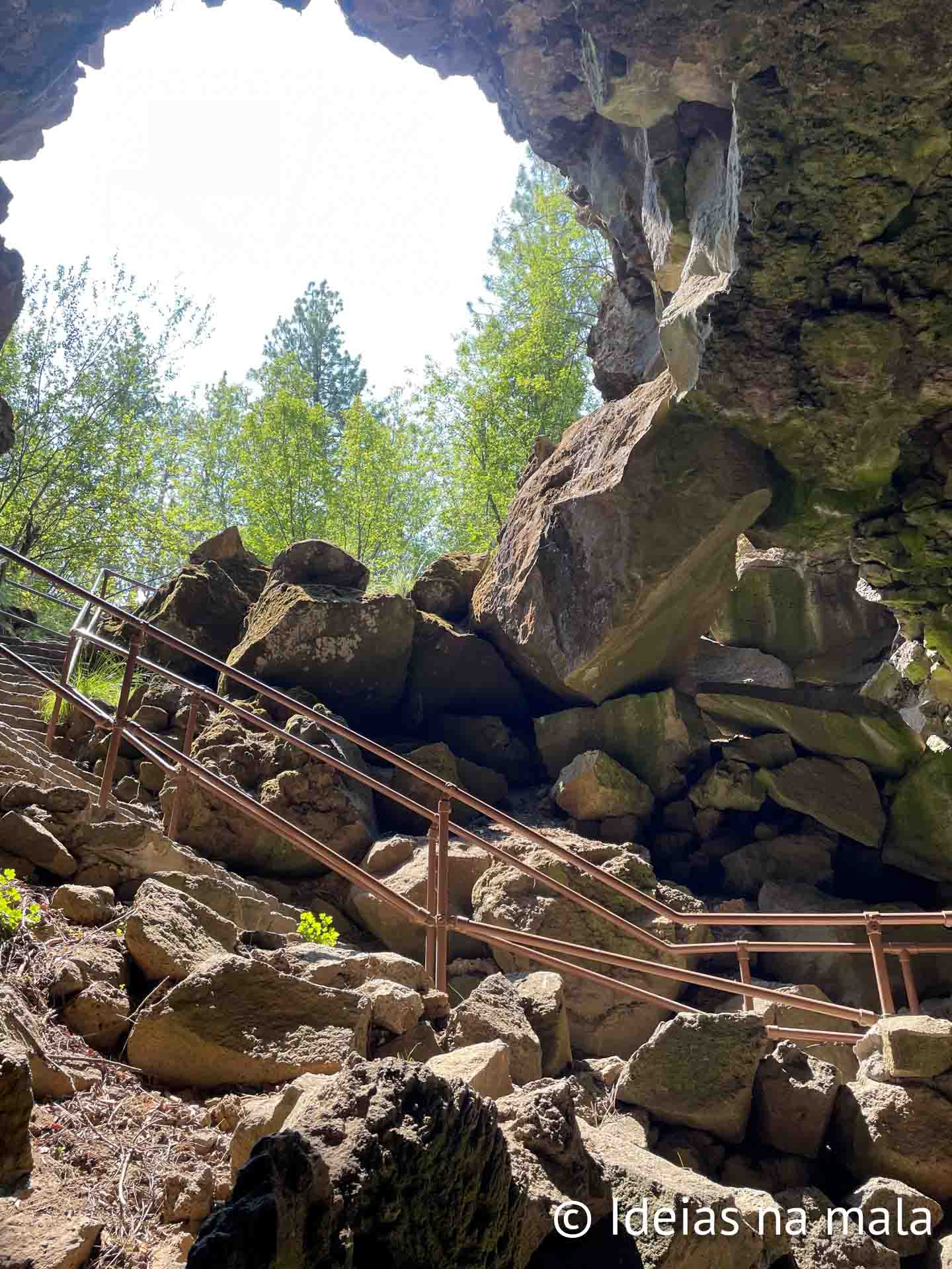 Lava River Cave em Bend no Oregon