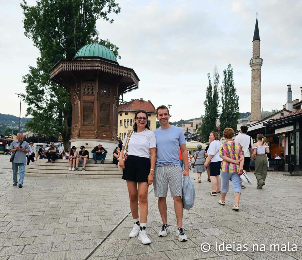 que fazer na praça Bascarsija em Sarajevo