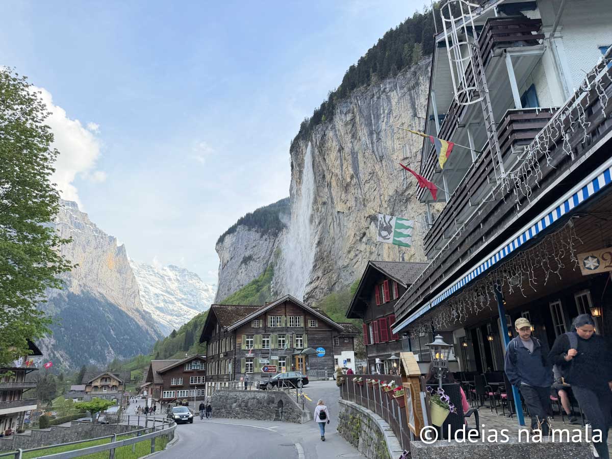 Lauterbrunnen um dos vilarejos mais encanadores dos Alpes Suíços
