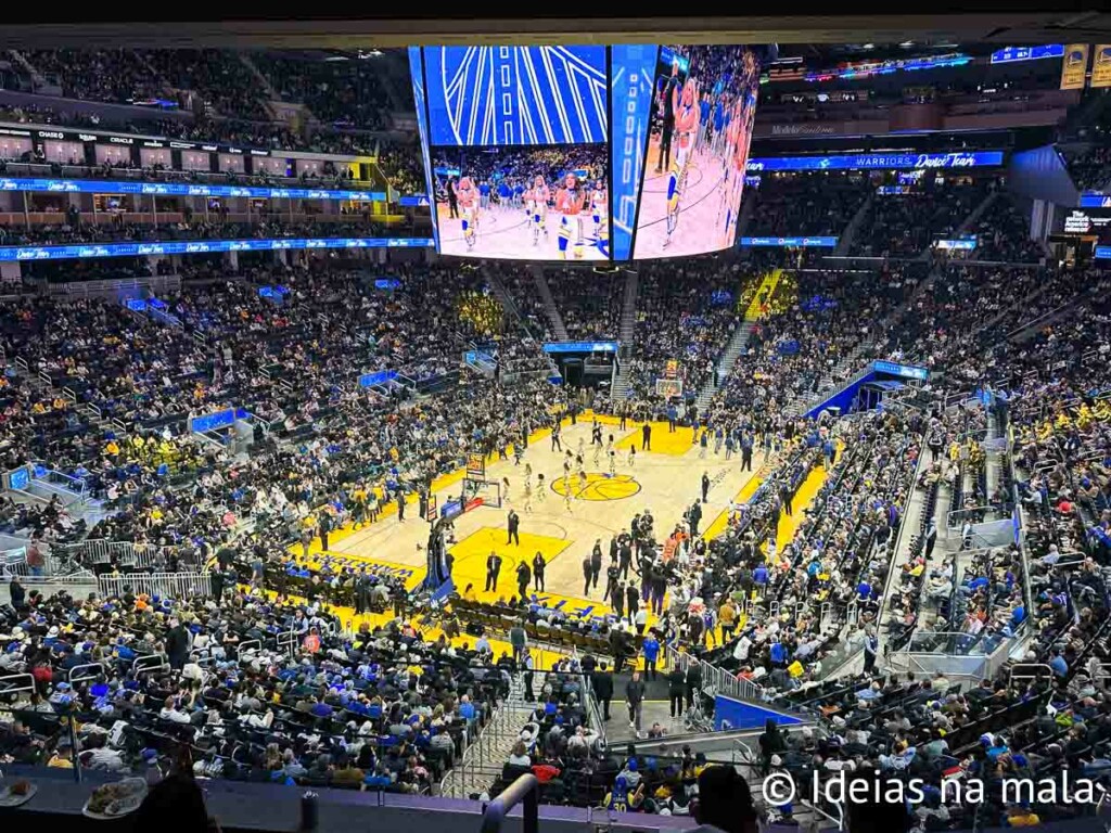 Jogo de basquete do Golden State Warriors