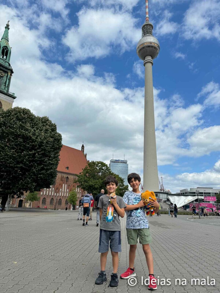 Torre de TV na Alexanderplatz em Berlim