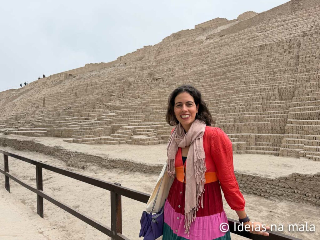 Huaca Pulclana em dicas de viagem para o Peru